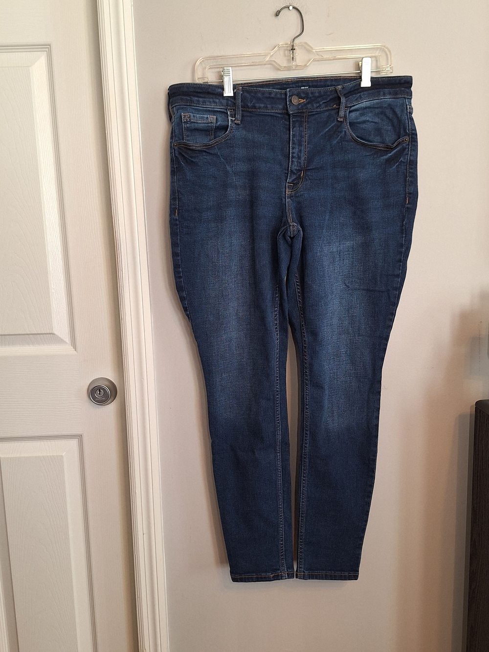 Old Navy Mid-Rise Rockstar Super Skinny Denim Jeans